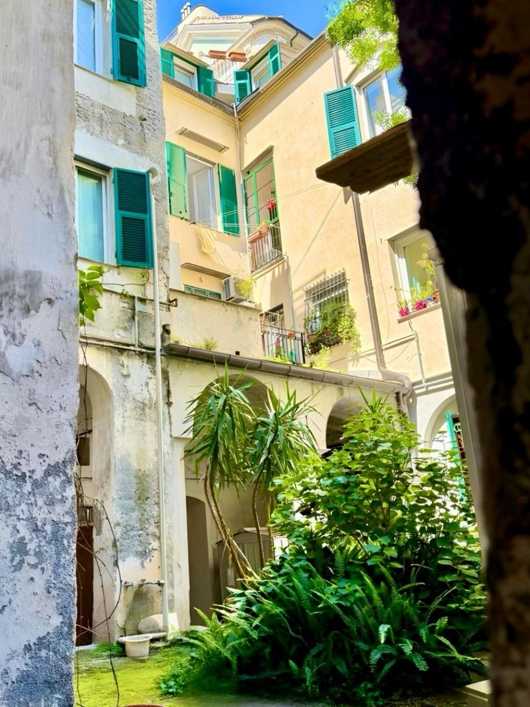 Loft Medievale The Stone Apartment Genoa